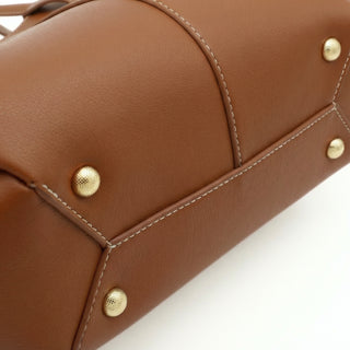 _Metallfüße um Abnutzung vorzubeugen