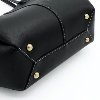 _Metallfüße um Abnutzung vorzubeugen